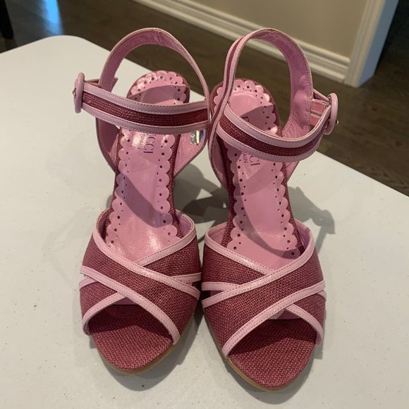 NEW - FIORUCCI Shoes - size 37 - Picture 1 of 3